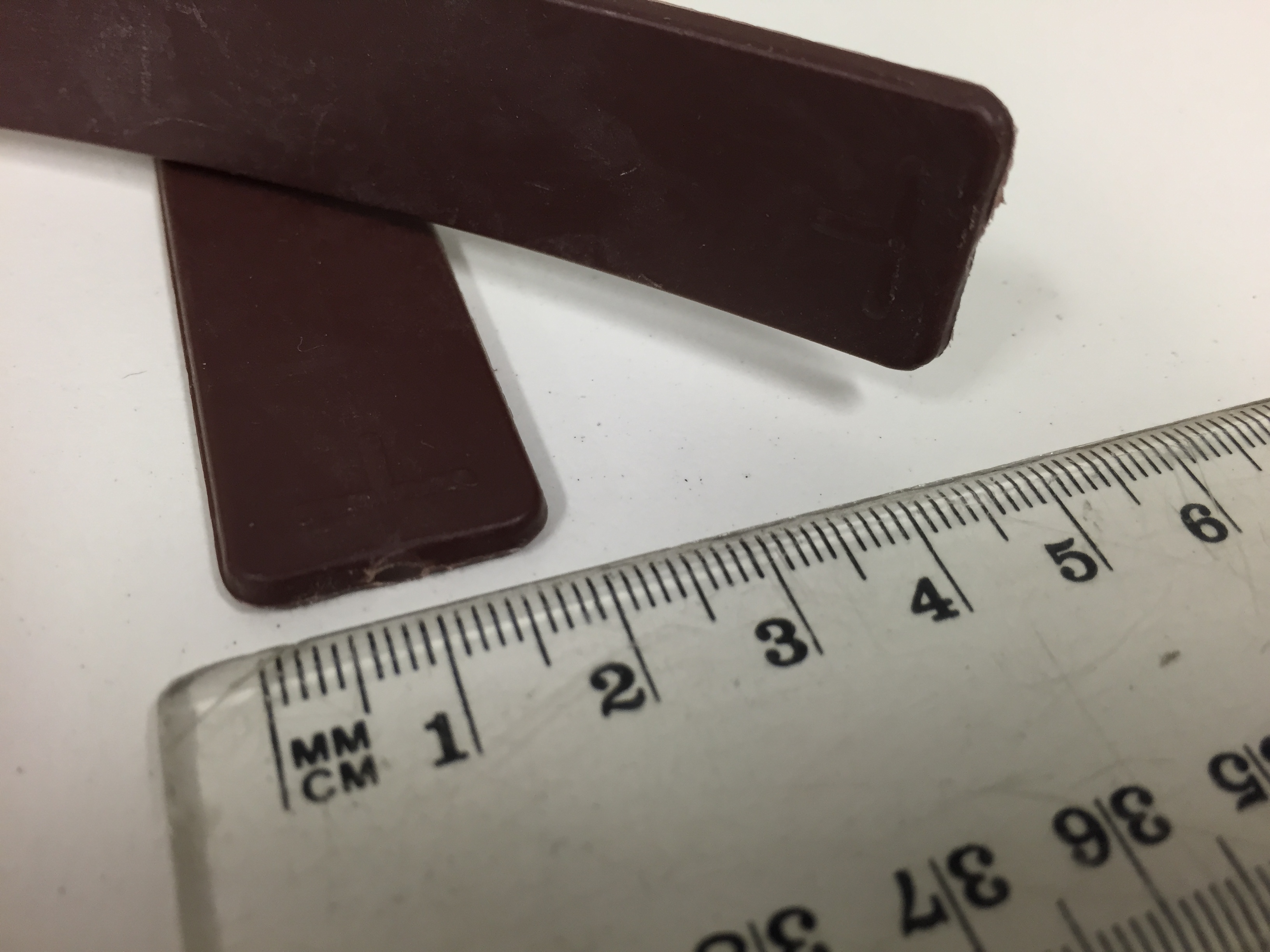 Struts flexible connectors details